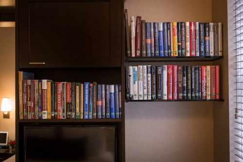 Each of the 10 guestroom floors honor one of the 10 categories of the Dewey Decimal System and each of the 60 rooms are uniquely adorned with a collection of books and art exploring a distinctive topic with the category it belongs to.